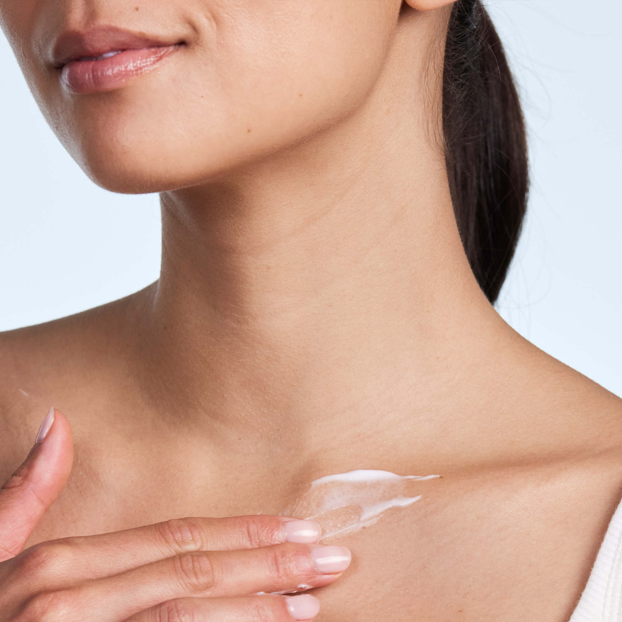 Pro-Collagen+ Neckline TLC Treatment